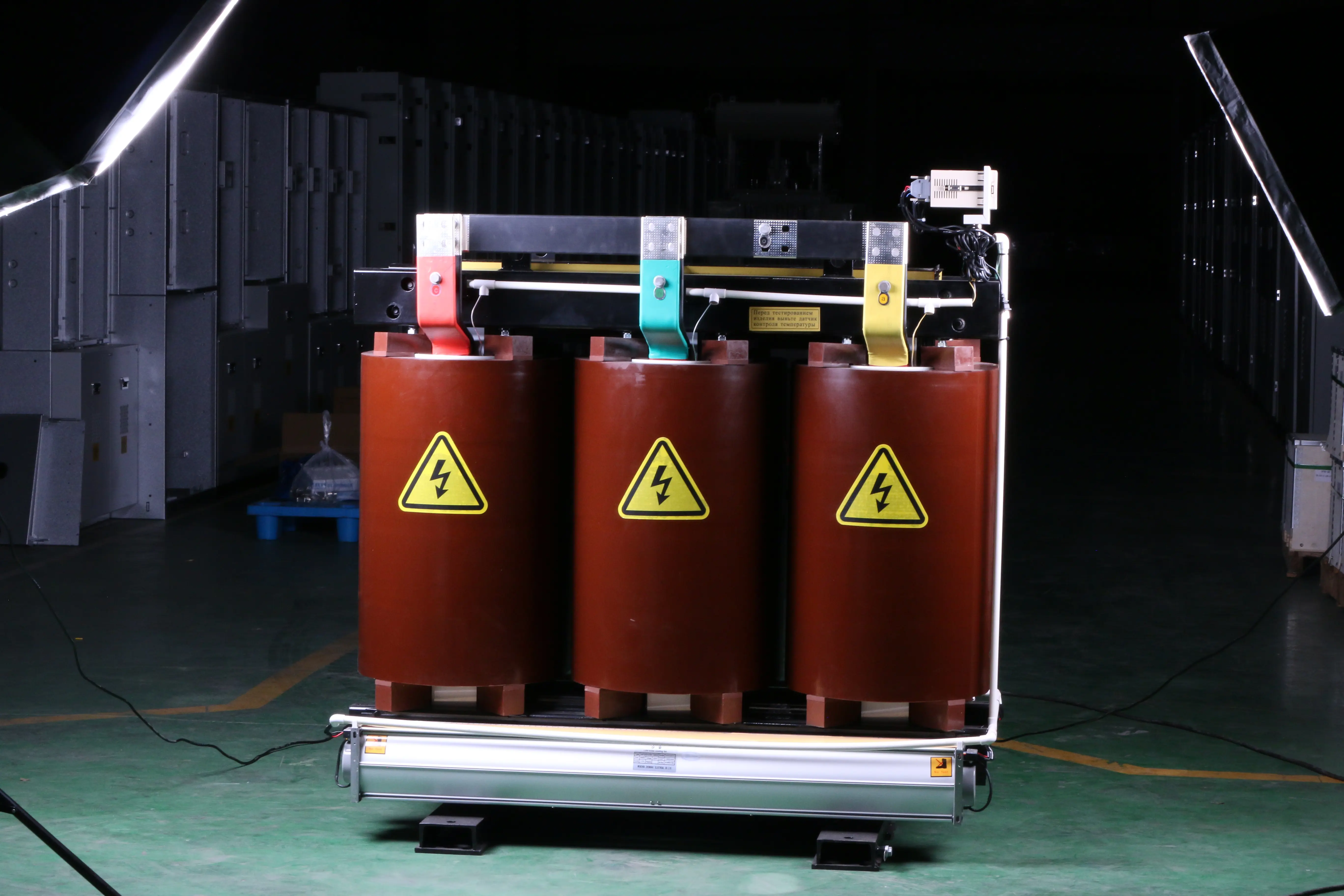 Fully enclosed three-phase coherent transformer vs. Oil-immersed type: Why do tropical region projects choose it with 20% more budget?