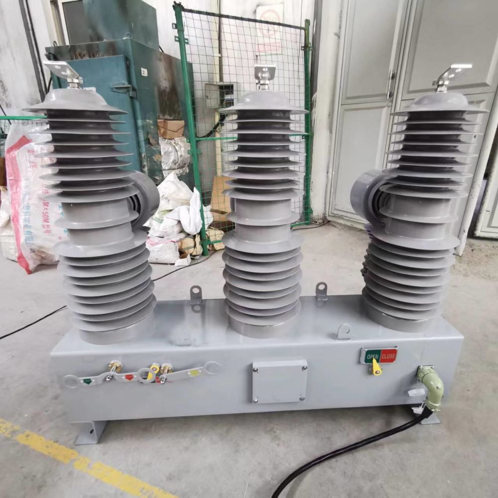 Pole-mounted Vacuum Auto Recloser SFE
