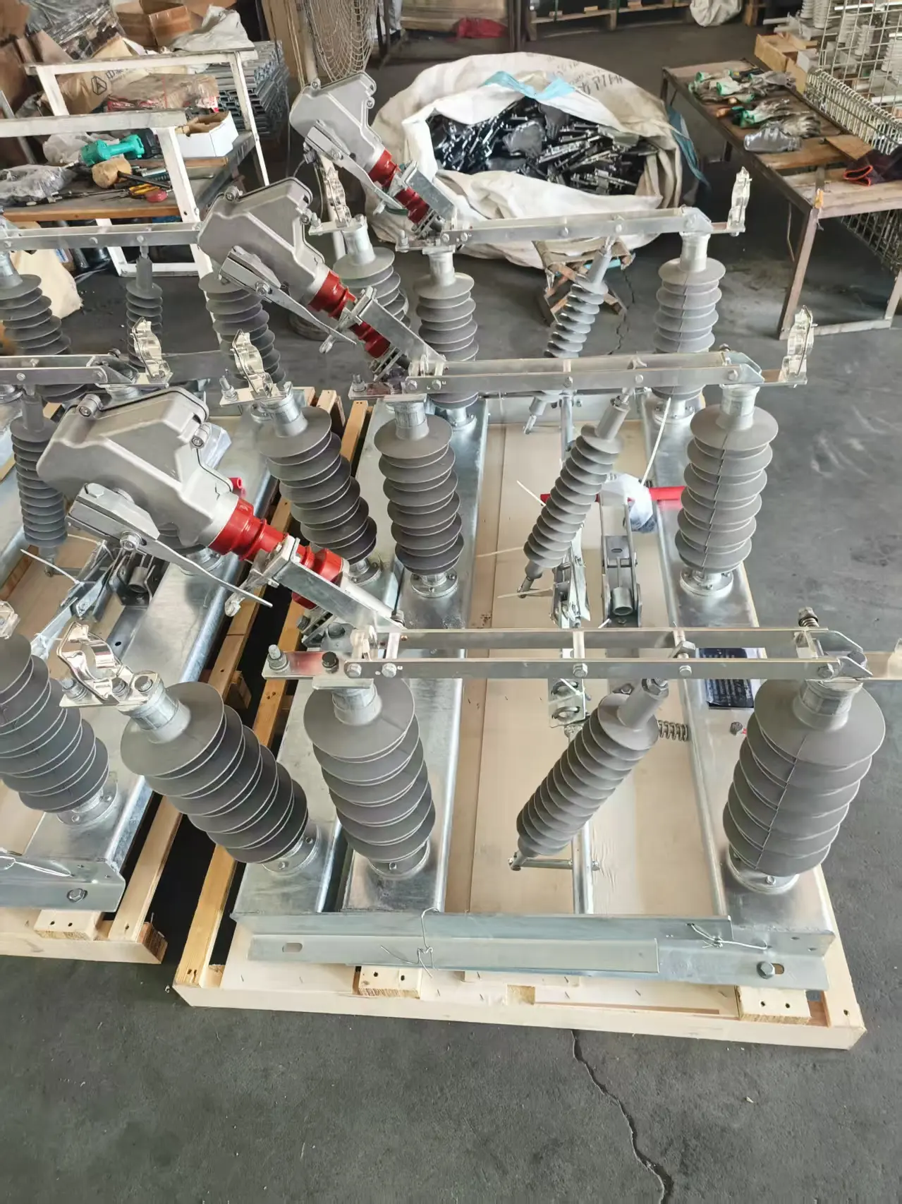 Pole-mounted Load Breaker Switch,Isolator Load Breaker Fuse,Ceramic,Ceramic Load-Disconnector Switch
