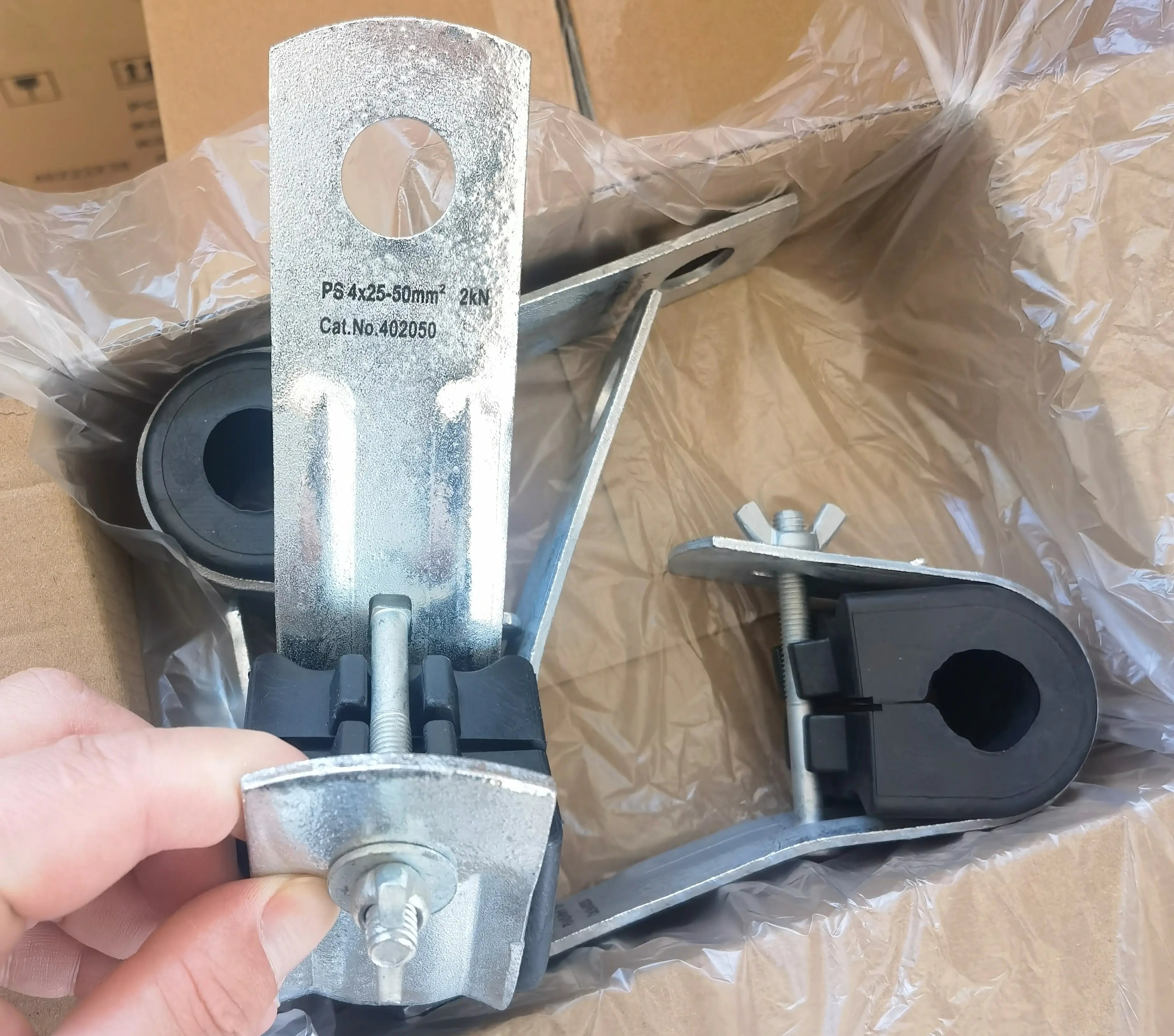 Al anchoring bracket suspension clamp assembly J Hook Suspension Suspension Clamp Suspension Clamps for Four Core Self Supporting System